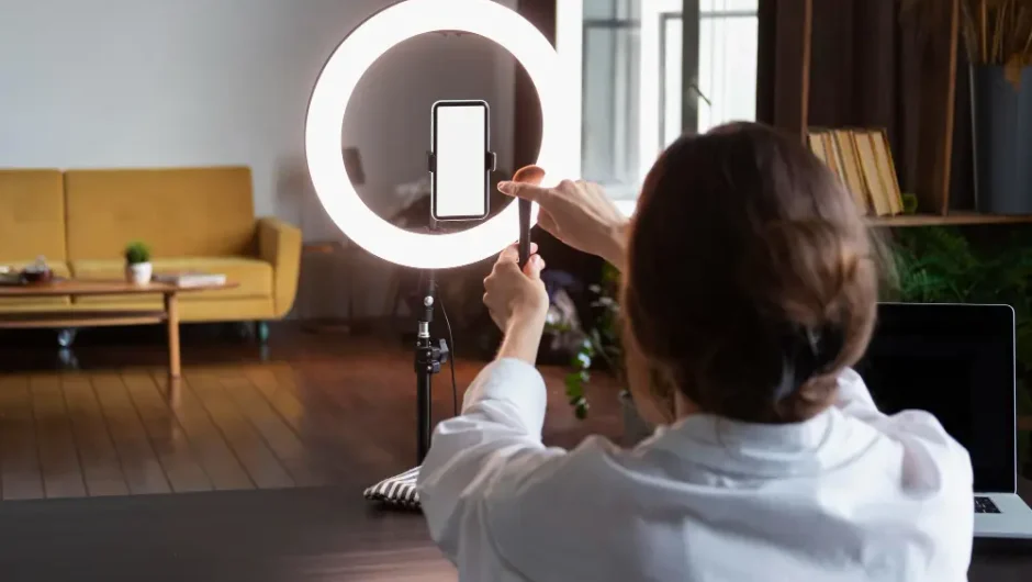 Lumini LED pentru creatori: cum schimbă calitatea videoclipurilor