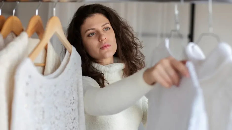 Ce se schimbă în garderobă atunci când începi să cumperi cu intenție
